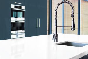 Иверка Бела Варио: 2100*2800*16мм; 2100*2800*18мм; 2100*2800*18-Мазна; 2100*2800*16-Мазна; 2100*2800*25; 2100*2800*8